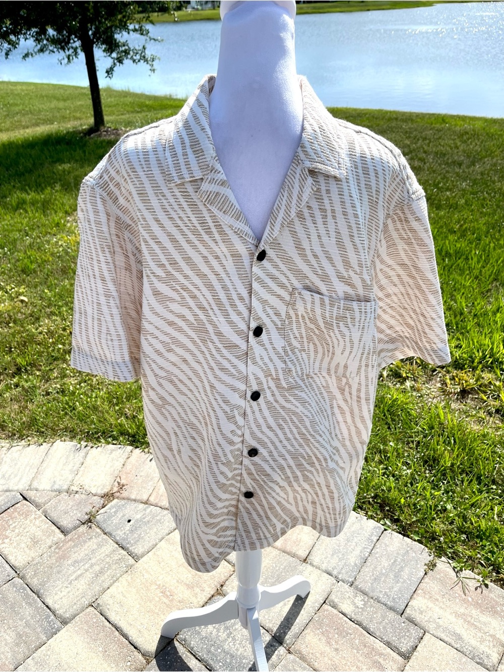 NWT IRO Beige & White Wave-Stripe Short Sleeve Shirt European Size 40/US Medium